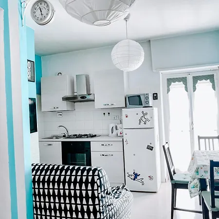Myhouse Pronda - Affitti Brevi Italia
